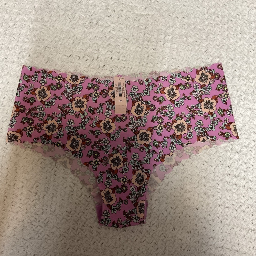 NWT Sexy Illusions by Victoria's Secret Berry Retro Floral No Show Panty Large